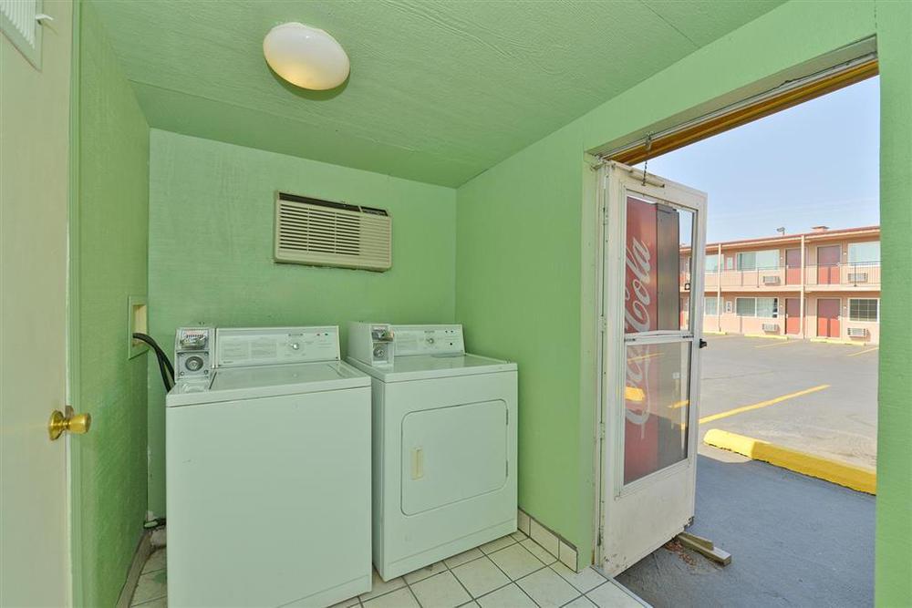 Americas Best Value Inn Hazlehurst Servicios foto